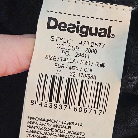 Desigual Damen Black Floral Stripe Tunic Top Sz Medium Asymmetric Hem - Picture 8 of 16